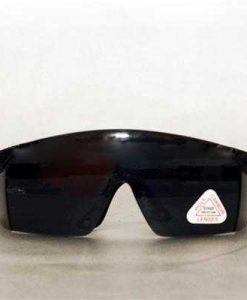 Kính mắt bảo hộ Đài Loan Z871 màu đen